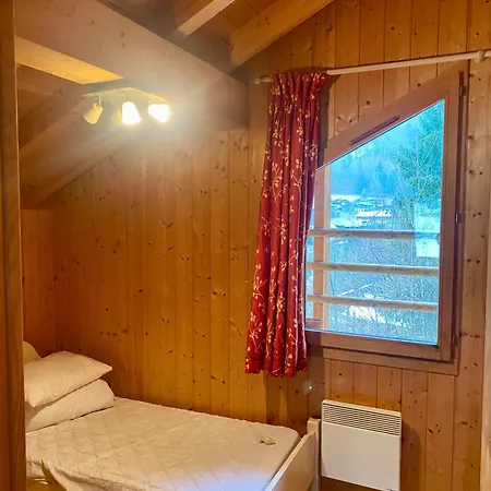 Coquelicot Alpstuga Saint-Jean-dʼAulps